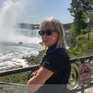 Meet your Posher, Joanna